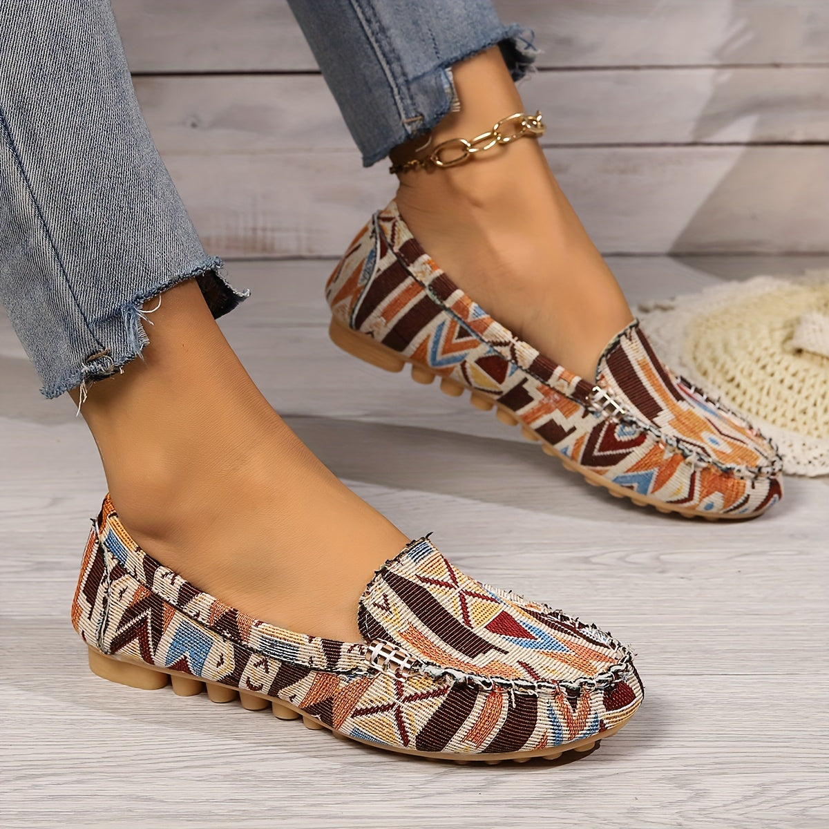 Women's Printed Flat Loafers - Casual Slip-On Closed Toe Shoes