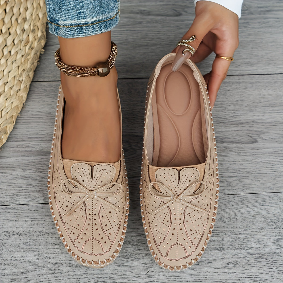 Women's Plus Size Lightweight Slip-On Loafers with Bow - Comfortable Casual Shoes