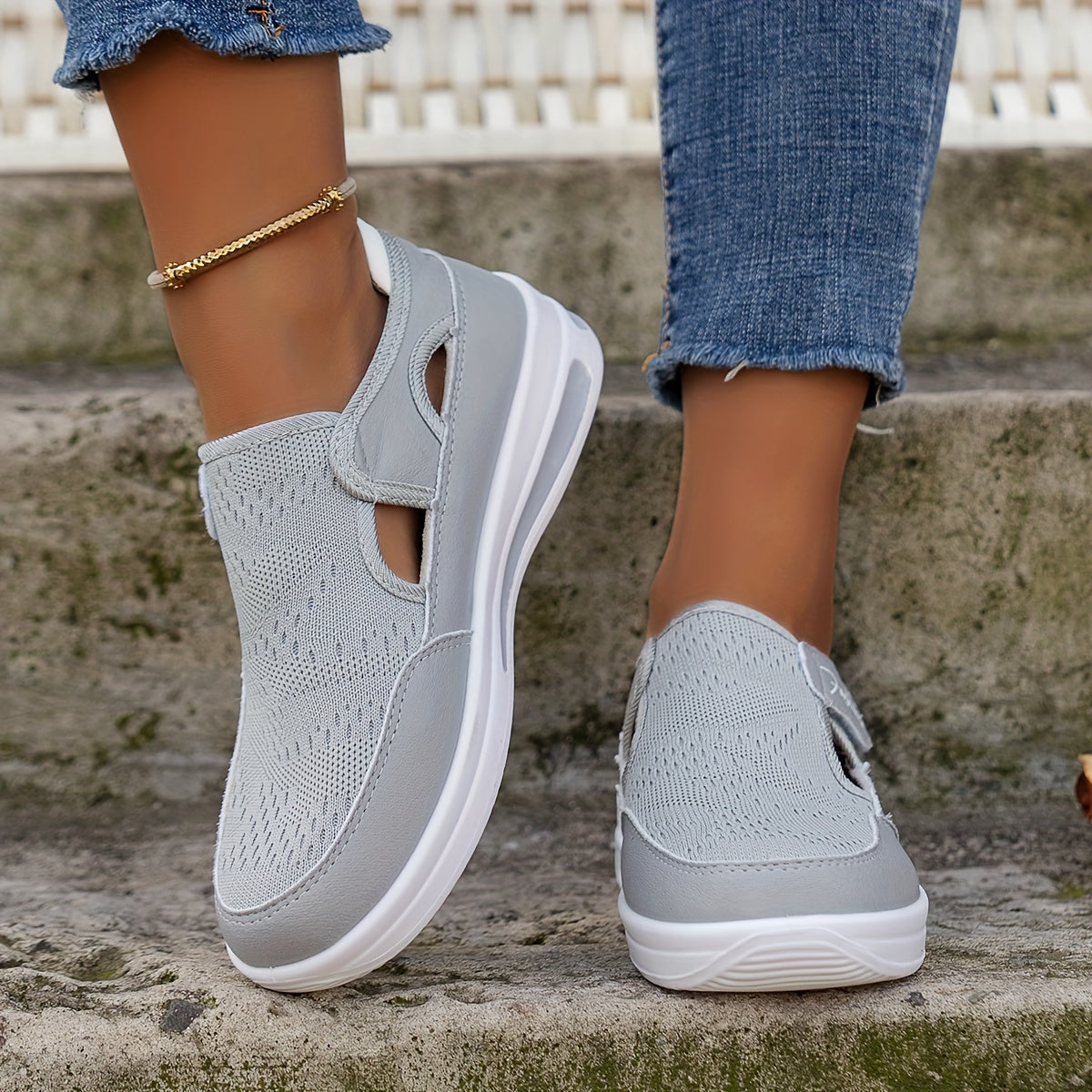 Women's Breathable Knit Low Top Sneakers - Comfortable Plus Size
