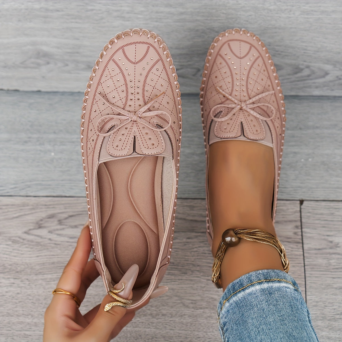 Women's Plus Size Lightweight Slip-On Loafers with Bow - Comfortable Casual Shoes