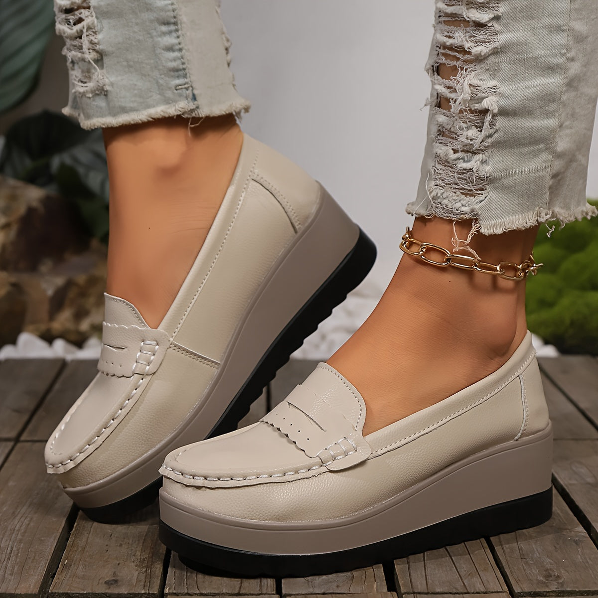 Elegant Women's Wedge Loafers