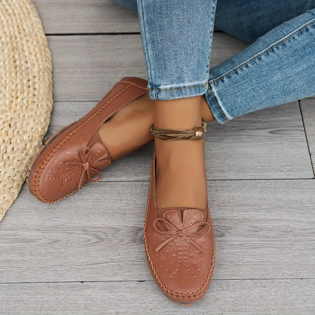Women's Plus Size Lightweight Slip-On Loafers with Bow - Comfortable Casual Shoes