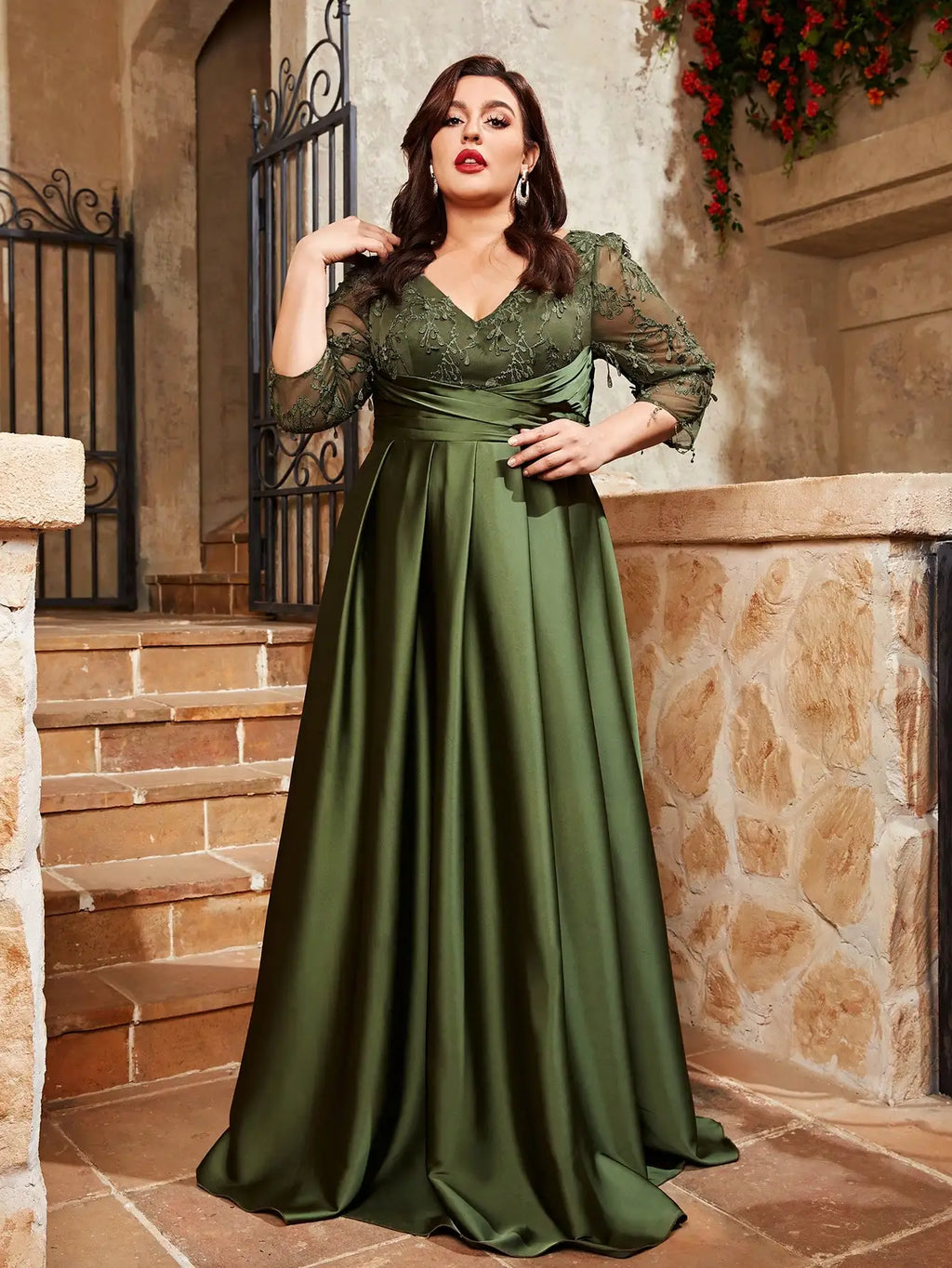 plus size V-neck lace embroidery Mosaic satin cloth hand-folded long skirt Evening gown ball dress Party dress