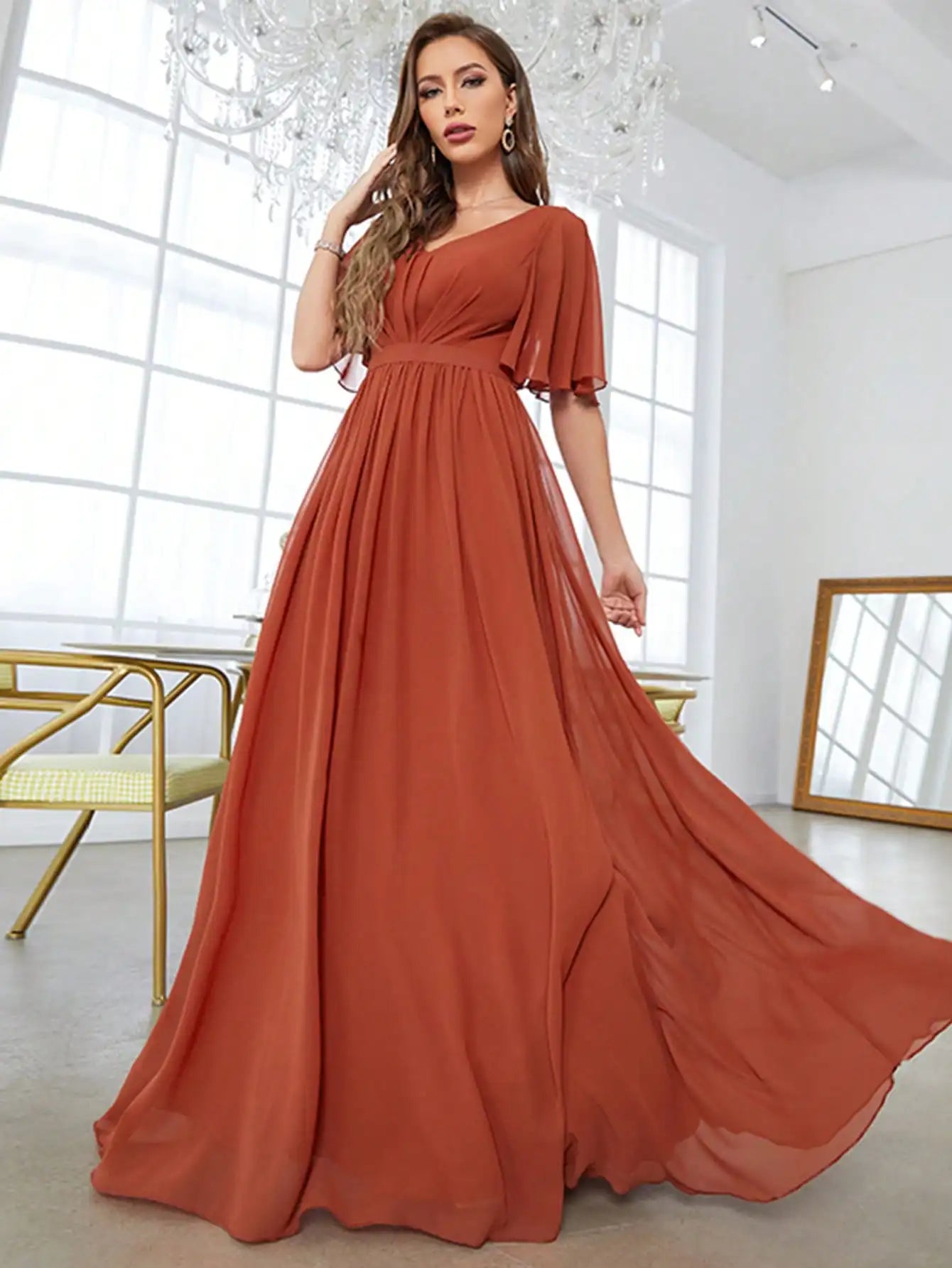 Vestido de gasa con dobladillo de manga corta acampanado con cuello en V Mgiacy