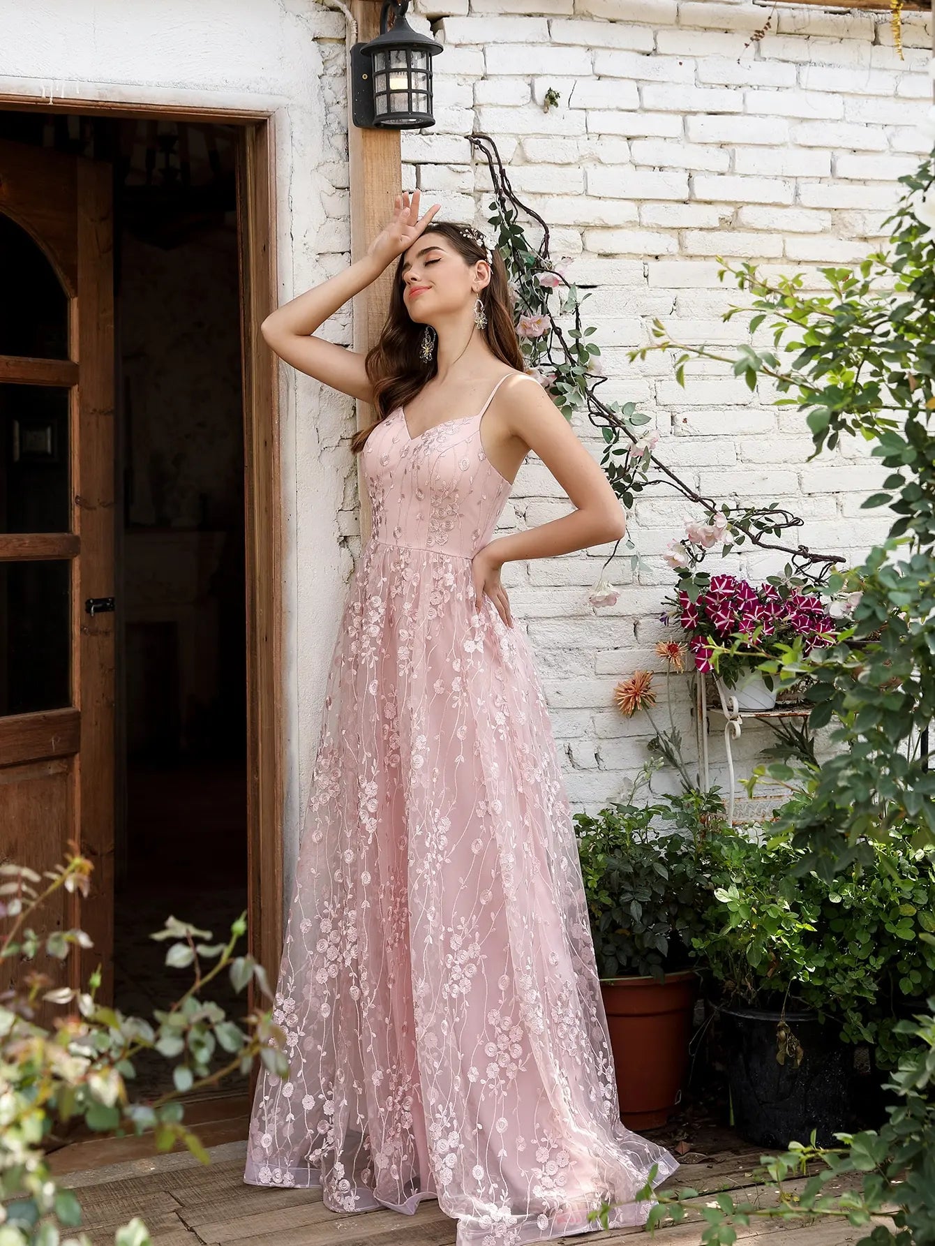 Mgiacy V-neck halter mesh Embroidery Backless elegant Evening gown Ball dress Party dress Bridesmaid dress