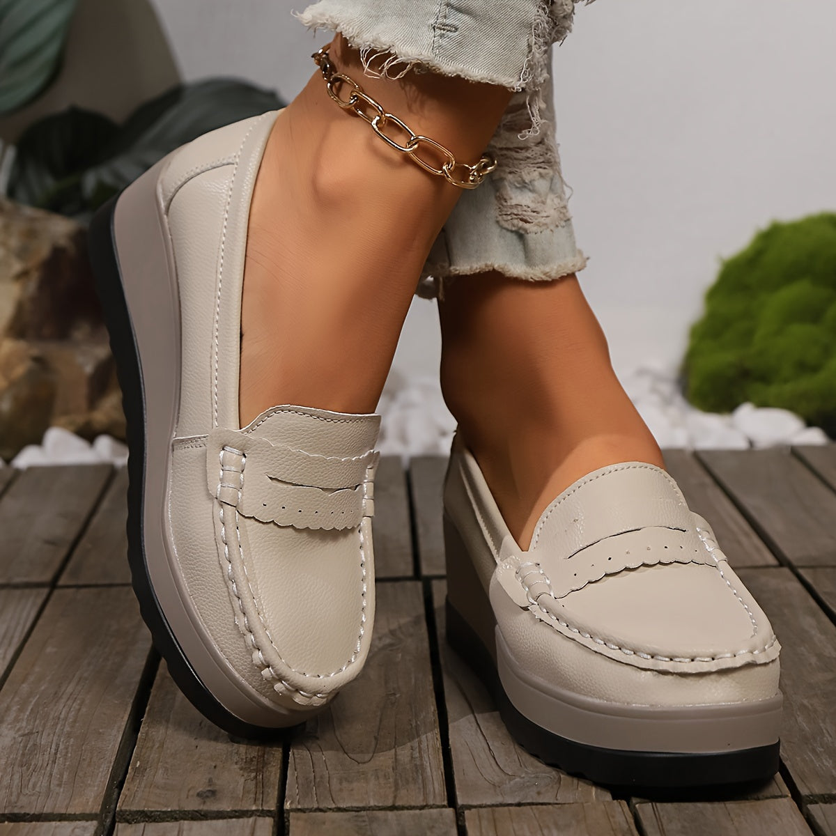 Elegant Women's Wedge Loafers
